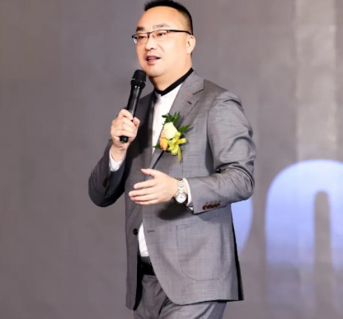 榜樣力量 | 松偉高端燈飾傳承品牌慈善精神，彰顯民族企業擔當
